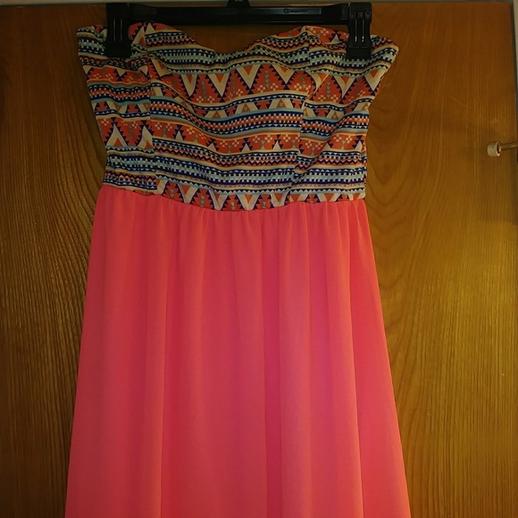 Dress - Picture 3 of 3